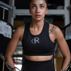 CROSS OVER GRIPPED SPORTS BRA (WOMEN) | RO-307 |